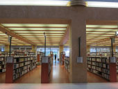 市川市中央図書館（メディアパーク市川1）写真