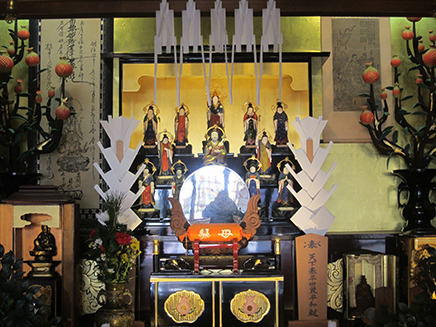 本光寺の仏神様。