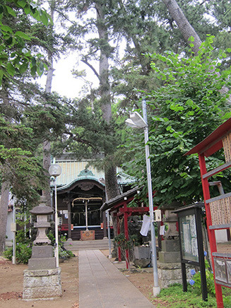 “諏訪神社”も平田特別緑地保全地区の一部。