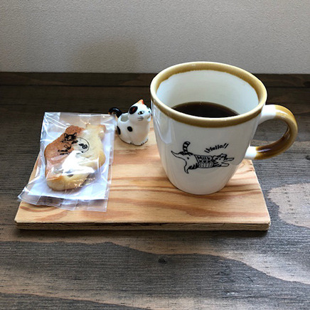 「コーヒーとフィナンシェのセット」463円。コーヒー単品は325円。