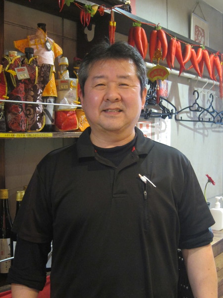 料理人歴30年のオーナーシェフ、高村誠治さん。