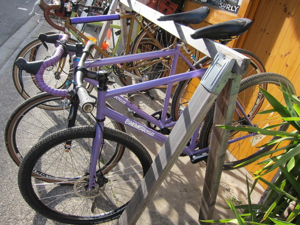 オーナーが制作したオリジナル自転車。