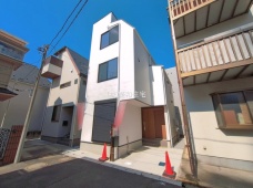 市川市南八幡１丁目　新築戸建　堂々完成！