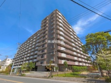 ファミール市川ガーデンプラザ・ウエスト