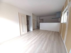 リビングダイニングスペースです。
ご家族の楽しい会話が聞こえてきますね！
