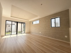 落ち着いた雰囲気に包まれて、伸びやかな空間の中で、ゆったりと家族団らんのひとときを過ごせます。
