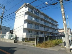 東急建設施工の４階建てマンション