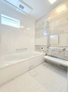 浴室※.施工例(実際とは設備仕様間取りなどが異なる場合がございますのでお近くのモデルルームにご案内致します。)