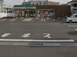 ファミリーマート市川曽谷七丁目店