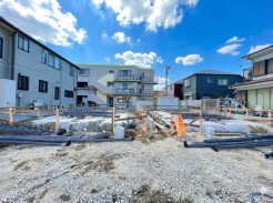 新規分譲地につき現在建築中です！
完成が楽しみですね！
同仕様の完成現場をご案内出来ますので、お気軽にお問い合わせください！
