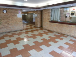 エントランスロビー