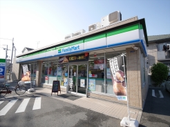 ファミリーマート市川高谷一丁目店