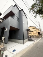 建物完成しました！いつでも内覧可能ですよ！
先ずは実際に現地を見に行きましょう！
