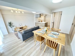 ご家族だんらんのスペースとなるダイニング。家具の配置がしやすい広さを確保しています！
