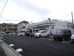 ファミリーマート市川若宮店