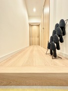 お家に出会う人々を出迎える玄関だからこそ、広々清潔感あふれる空間にしたいですね！
