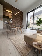 キッチンと統一感のある家具など設置し、お洒落な空間に！
※画像は一部AIで加工しています。