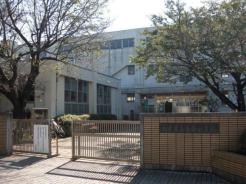 南部小学校