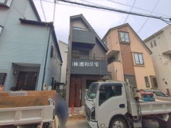 市川市新田３丁目