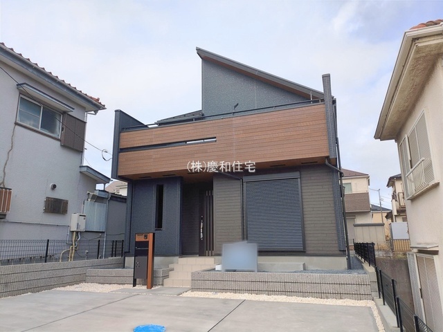 鎌ケ谷市南初富４丁目　新築戸建　並列２台以上駐車可能！