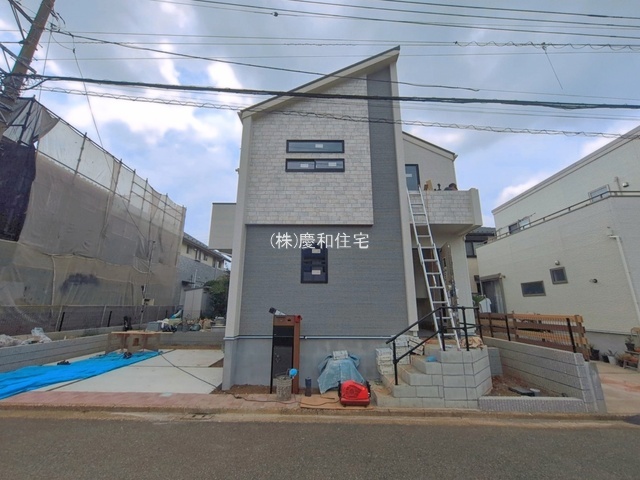 船橋市大穴北３丁目　新築戸建　制震ダンパー付き