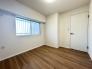 寝室は明るい空間となっています！子供部屋にも良さそうですね！
