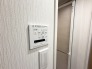 カビの発生も抑制出来ます！また暖房・涼風機能も付いているので冬はいつでも暖かく、夏は涼しく、雨の日でも洗濯物が乾くのも良いですよね！梅雨の時期など重宝します。
