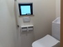 トイレは2か所ございますので、朝の込み合う時間帯も安心です！
来客時にも気兼ねなくご使用いただけます。
