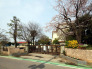 中部小学校 541m