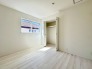 寝室は明るい空間となっています！子供部屋にも良さそうですね！
