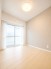 洋室は明るい空間となっています！子供部屋にも良さそうですね！
