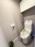 上部に収納棚があり、トイレットペーパーや掃除用具をスッキリ収納できます！

