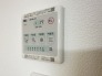 カビの発生も抑制出来ます！また暖房・涼風機能も付いているので冬はいつでも暖かく、夏は涼しく、雨の日でも洗濯物が乾くのも良いですよね！梅雨の時期など重宝します。
