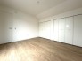 寝室は明るい空間となっています！子供部屋にも良さそうですね！
