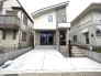 建物完成しました！
閑静な住宅地で小さなお子様がいるご家族にも安心。
住宅地で叶える穏やかな新生活が待ってます。
是非、現地ご内見ください！
