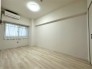 洋室は明るい空間となっています！子供部屋にも良さそうですね！