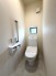 トイレは2か所ございますので、朝の込み合う時間帯も安心です！
来客時にも気兼ねなくご使用いただけます。
