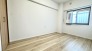 洋室は明るい空間となっています！子供部屋にも良さそうですね！
