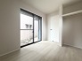 洋室は明るい空間となっています！子供部屋にも良さそうですね！
