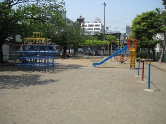 八幡児童公園