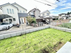 【1号棟】広~いお庭も付いてます!
夢の庭付き一戸建て住宅を実現させてください!