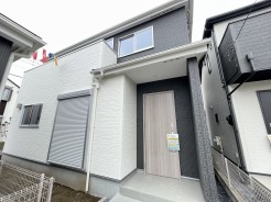 2号棟 建物完成しました!
閑静な住宅地で小さなお子様がいるご家族にも安心。
住宅地で叶える穏やかな新生活が待ってます。
是非、現地ご内見ください!
