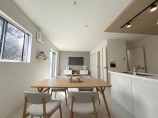新築一戸建て