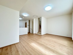 ご家族だんらんのスペースとなるダイニング。家具の配置がしやすい広さを確保しています!