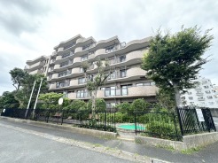 建物空き家です。
リフォーム済みで内装ピッカピカ!
是非ご内見下さい!!