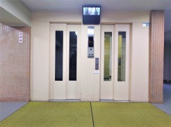 エレベーターあり!