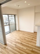 ご家族だんらんのスペースとなるリビング。家具の配置がしやすい広さを確保しています!