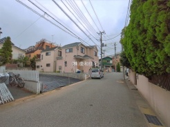 市川市宮久保1丁目