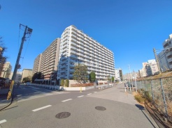 松戸市新松戸3丁目