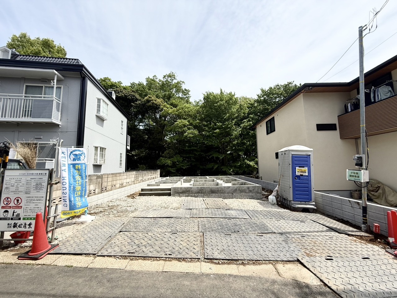 新規分譲地につき現在建築中です！
完成が楽しみですね！
同仕様の完成現場をご案内出来ますので、お気軽にお問い合わせください！
